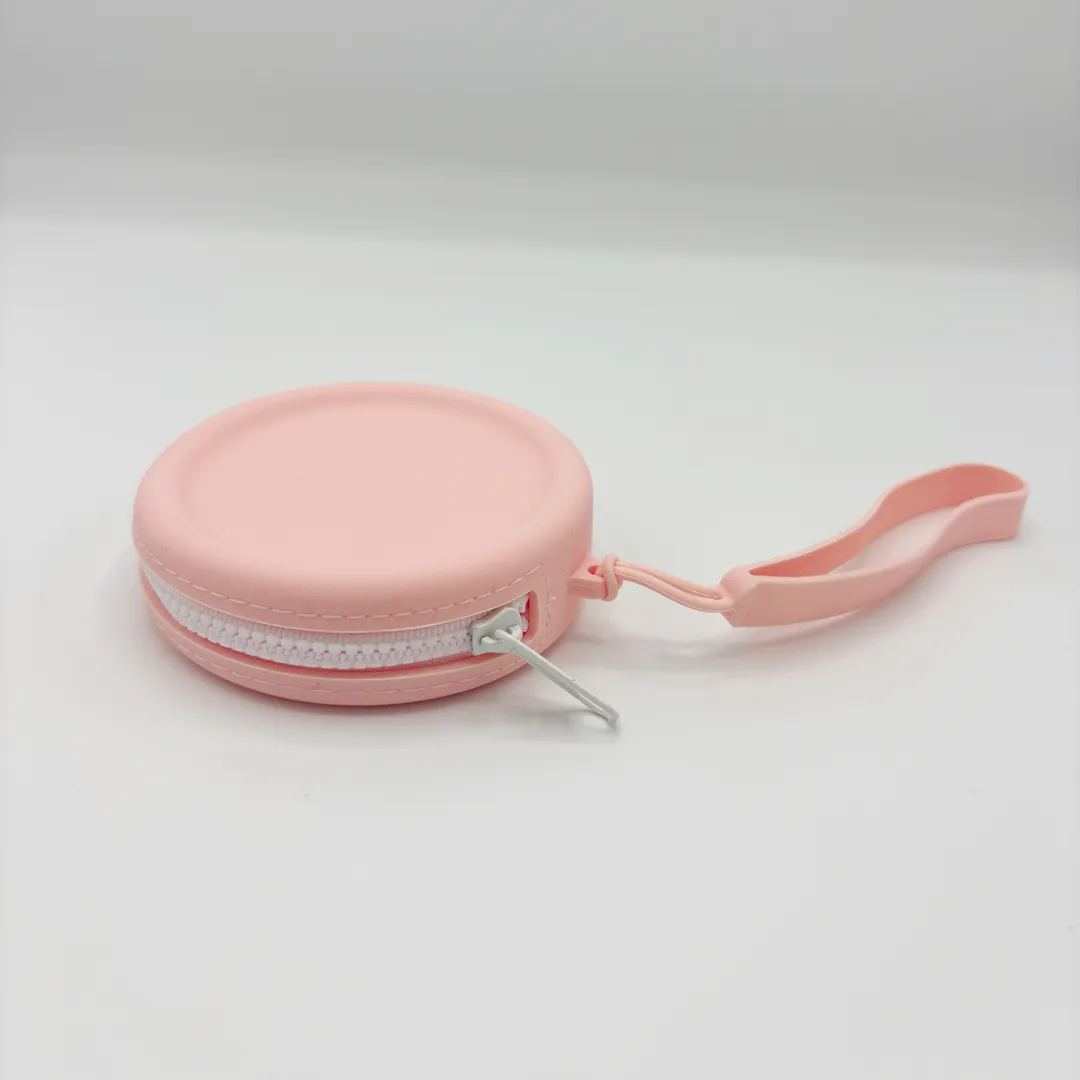 Silicone Zip-Up Dog Treat Purse with strap - Image 8