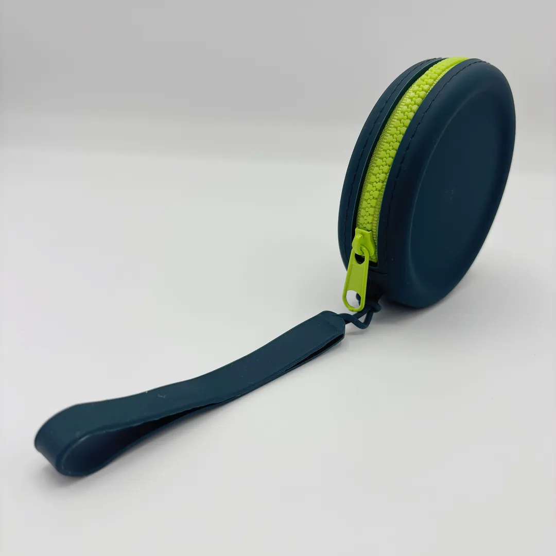 Silicone Zip-Up Dog Treat Purse with strap - Image 7